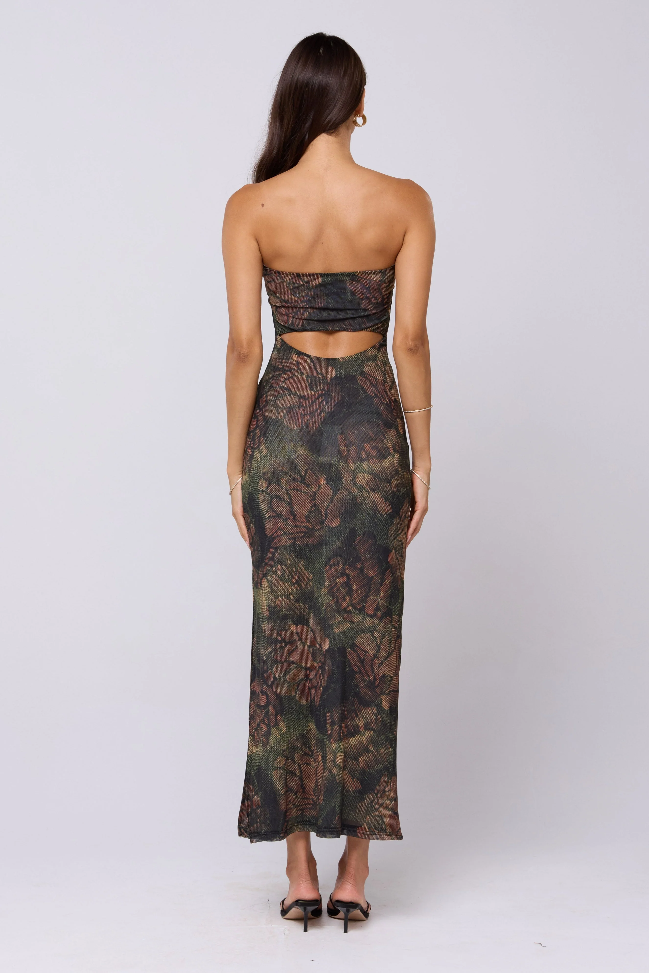 Demi Dress in Autumn - Image 3